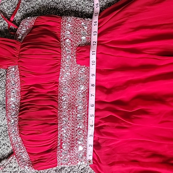 STUNNING MAY QUEEN COUTURE RED BLING PAGENT/PROM DRESS - Picture 13 of 14